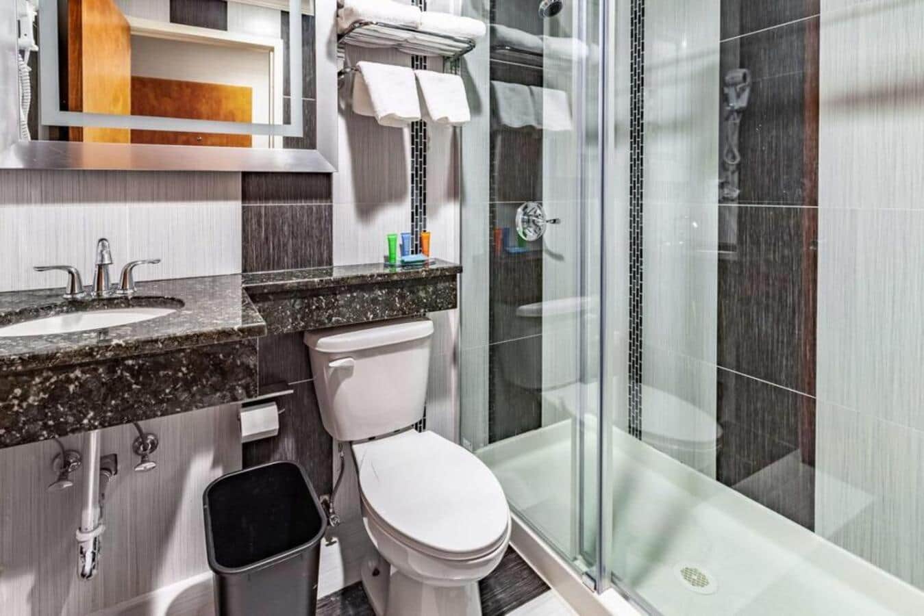 Umbrella Hotel Brooklyn