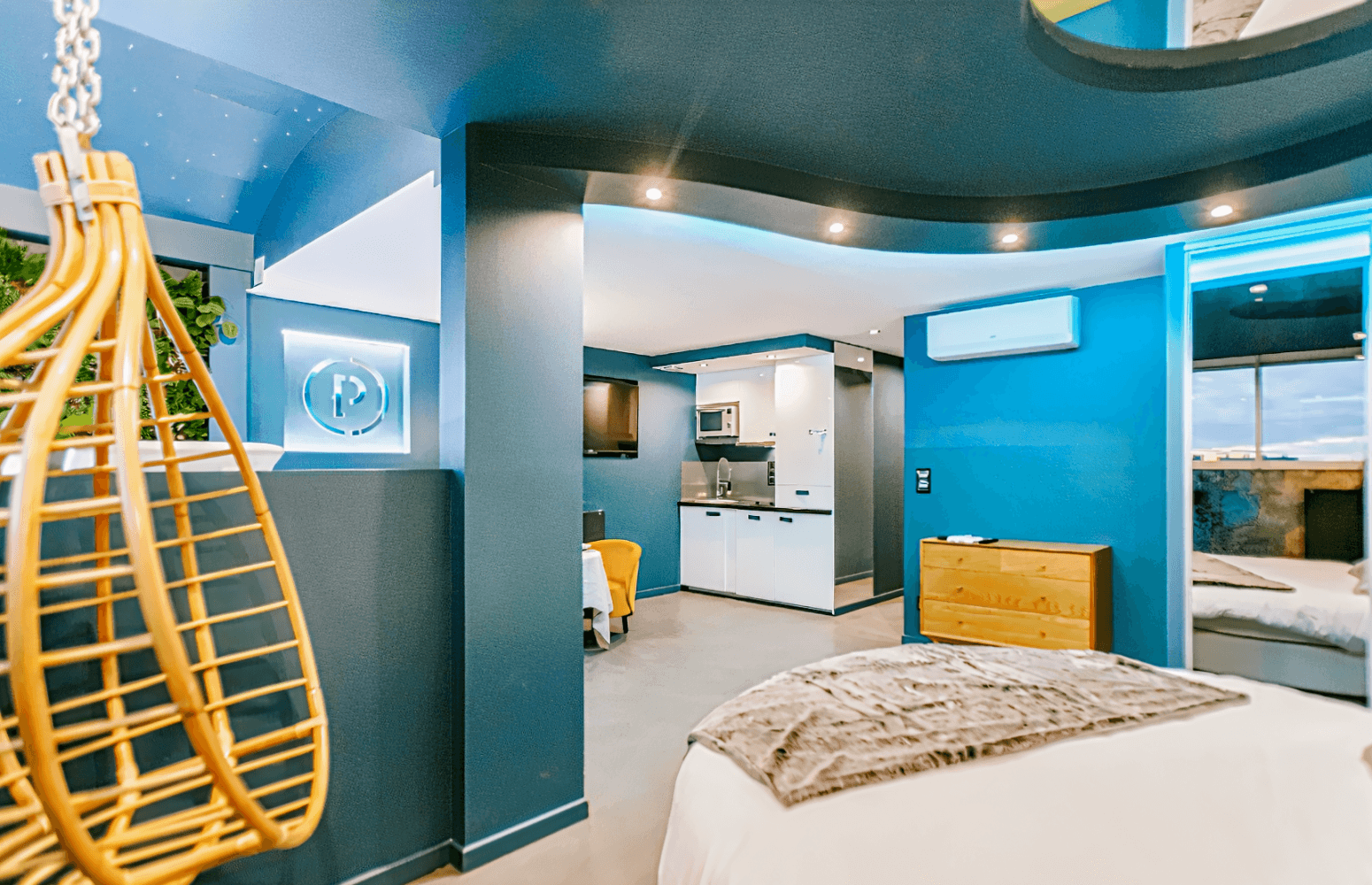 Parenthèse Concept Room