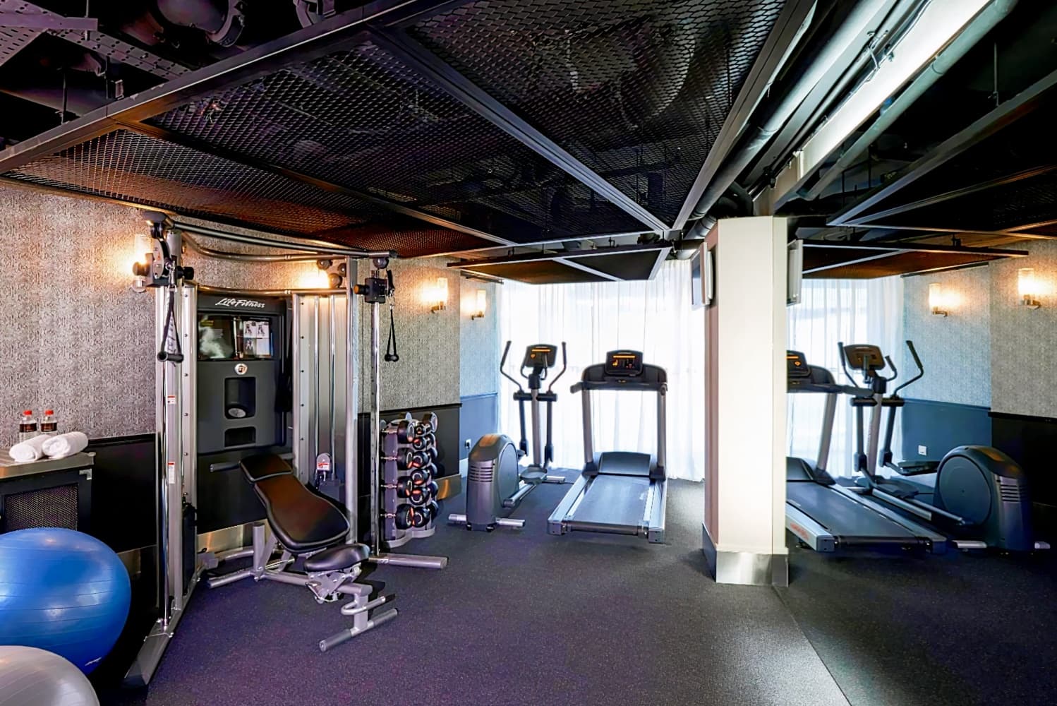 The Scarlet Singapore