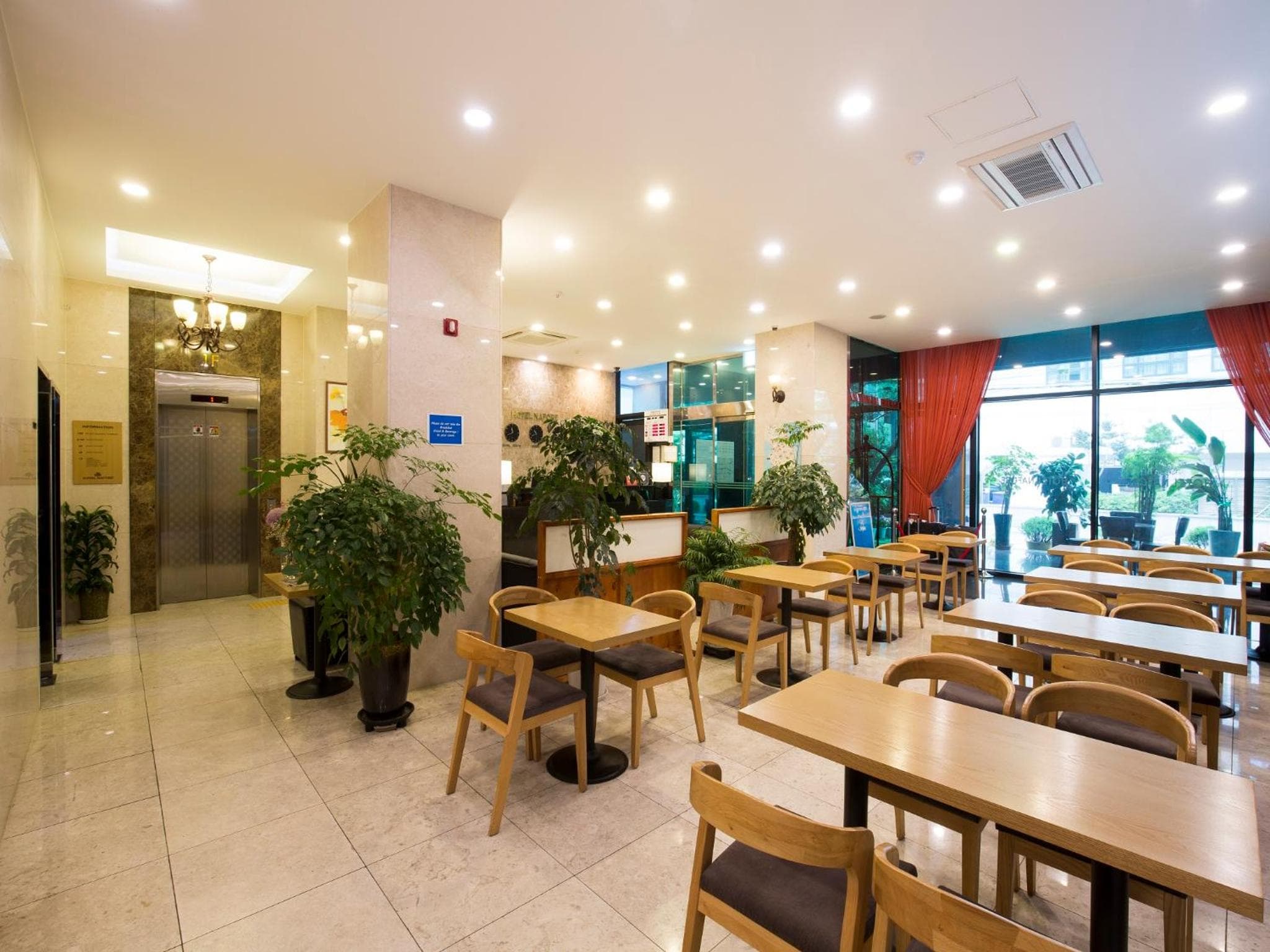 Hotel Nafore 호텔 나포레 종로