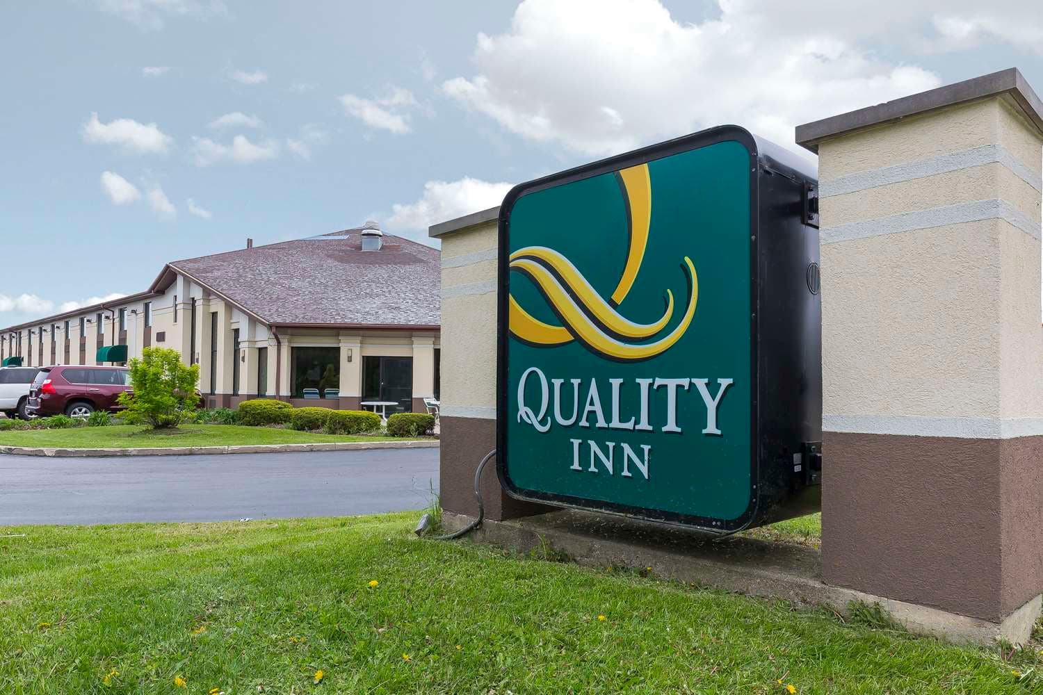 Quality Inn Sycamore - DeKalb