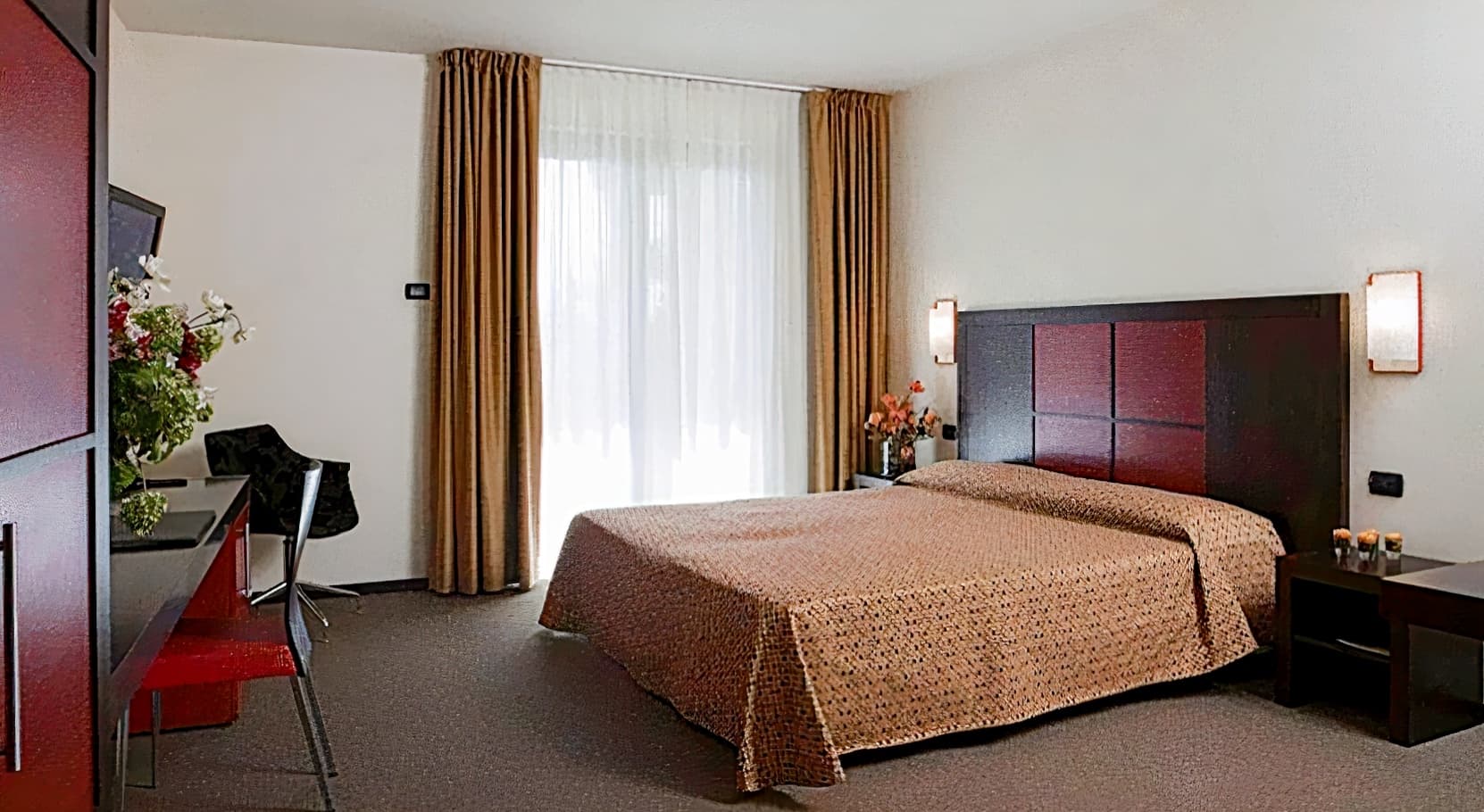 Hotel Holiday La Marca