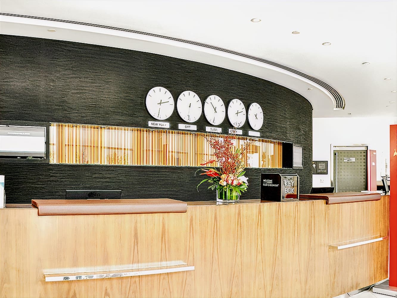 Ibis World Trade Centre