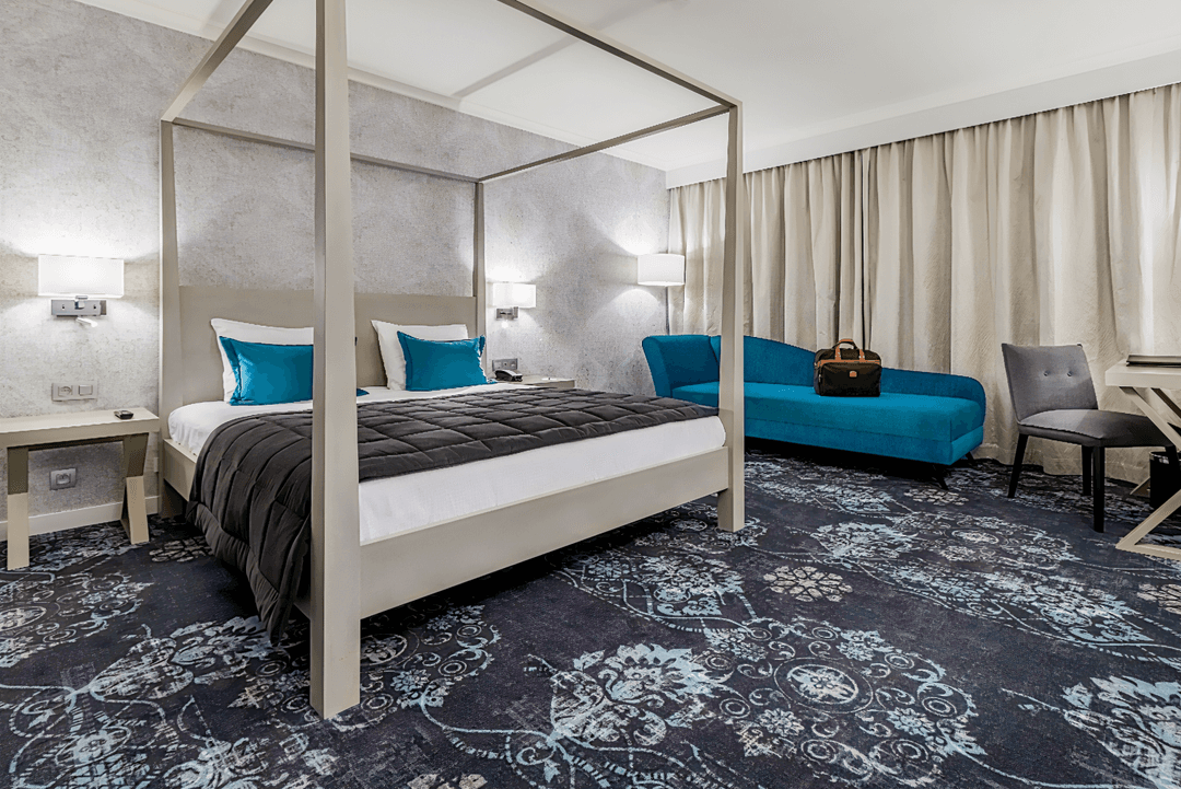 Martin's Chateau du Lac