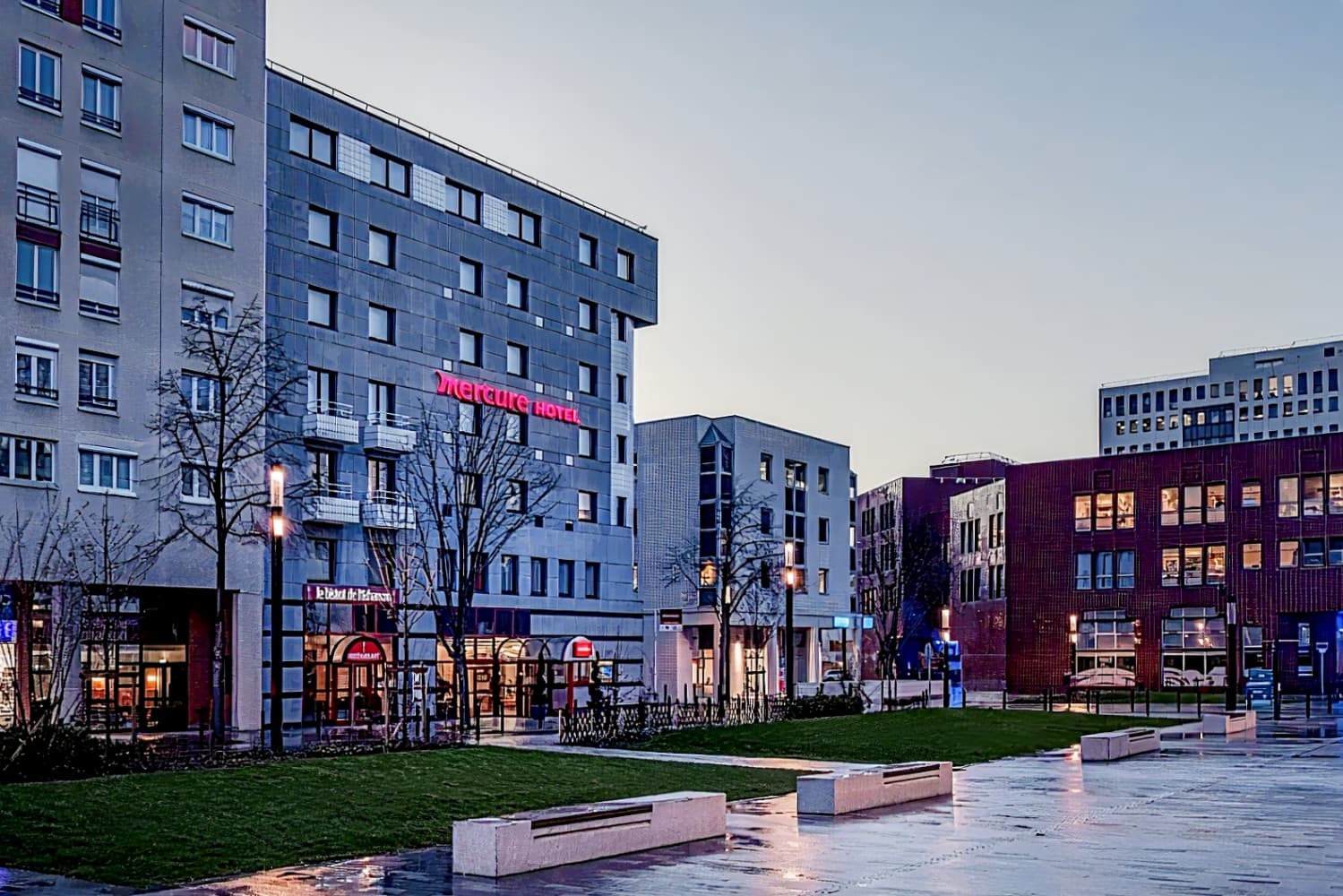 Hôtel Mercure Saint-Quentin-en-Yvelines Centre