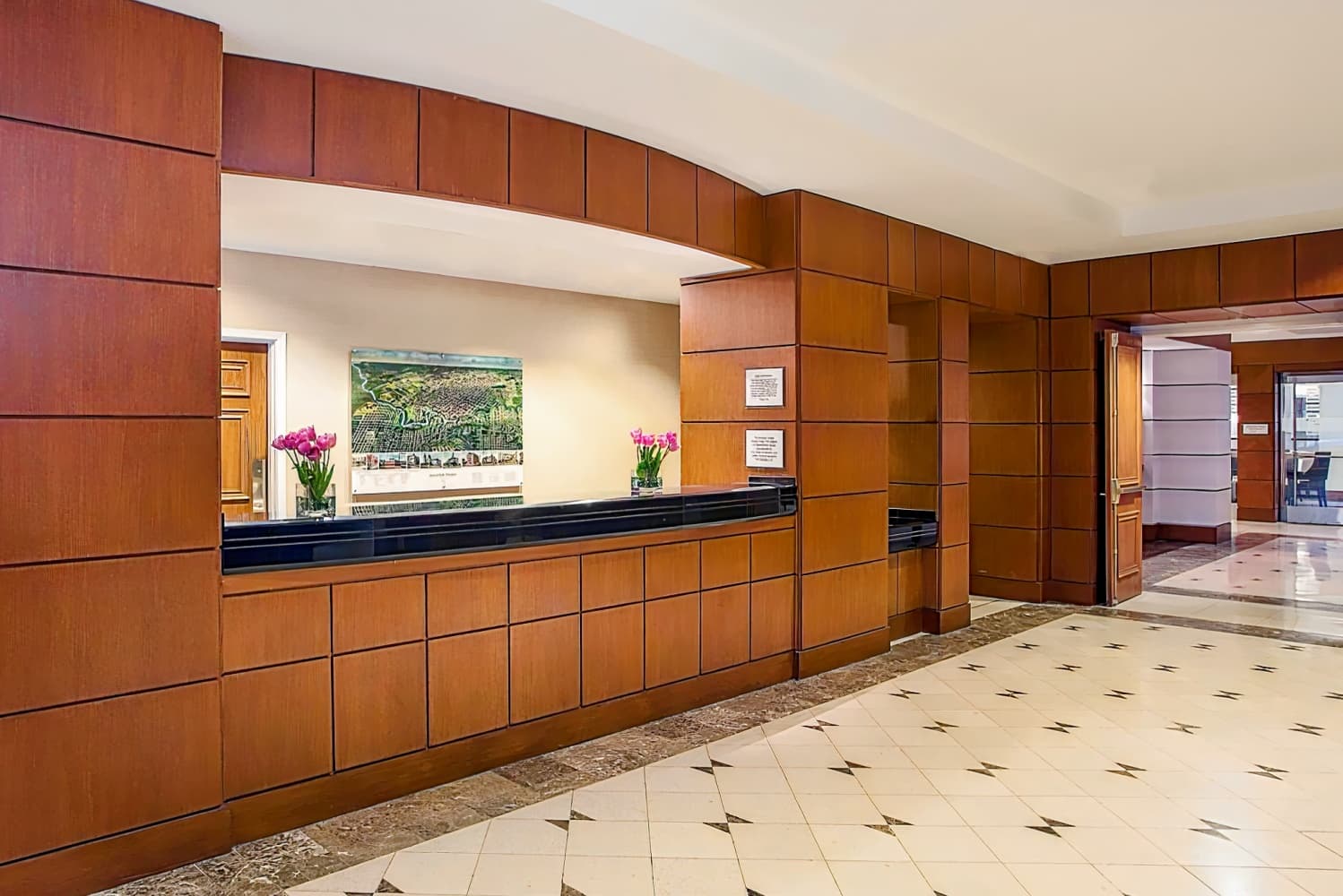 Sheraton Suites Houston Near The Galleria