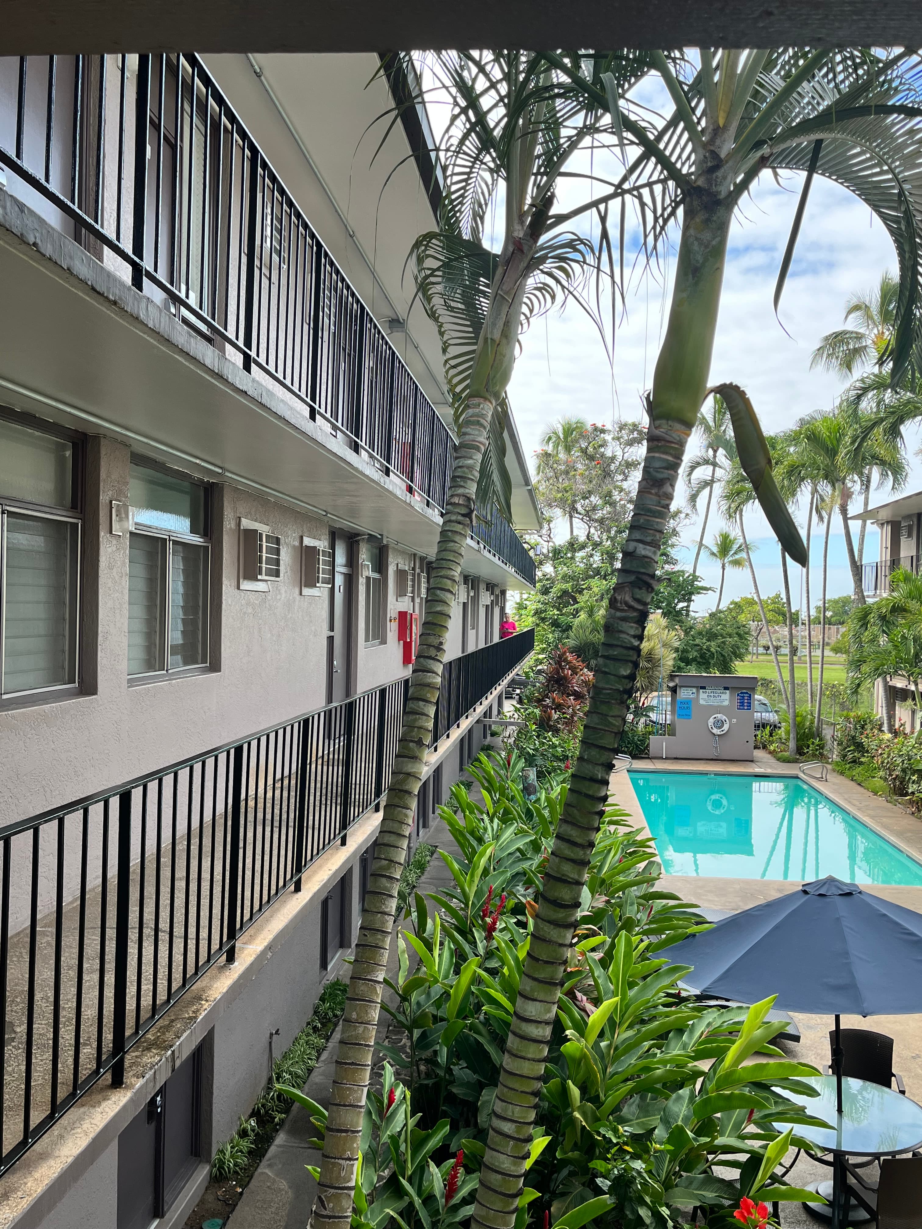 Pacific Marina Inn Airport Hotel