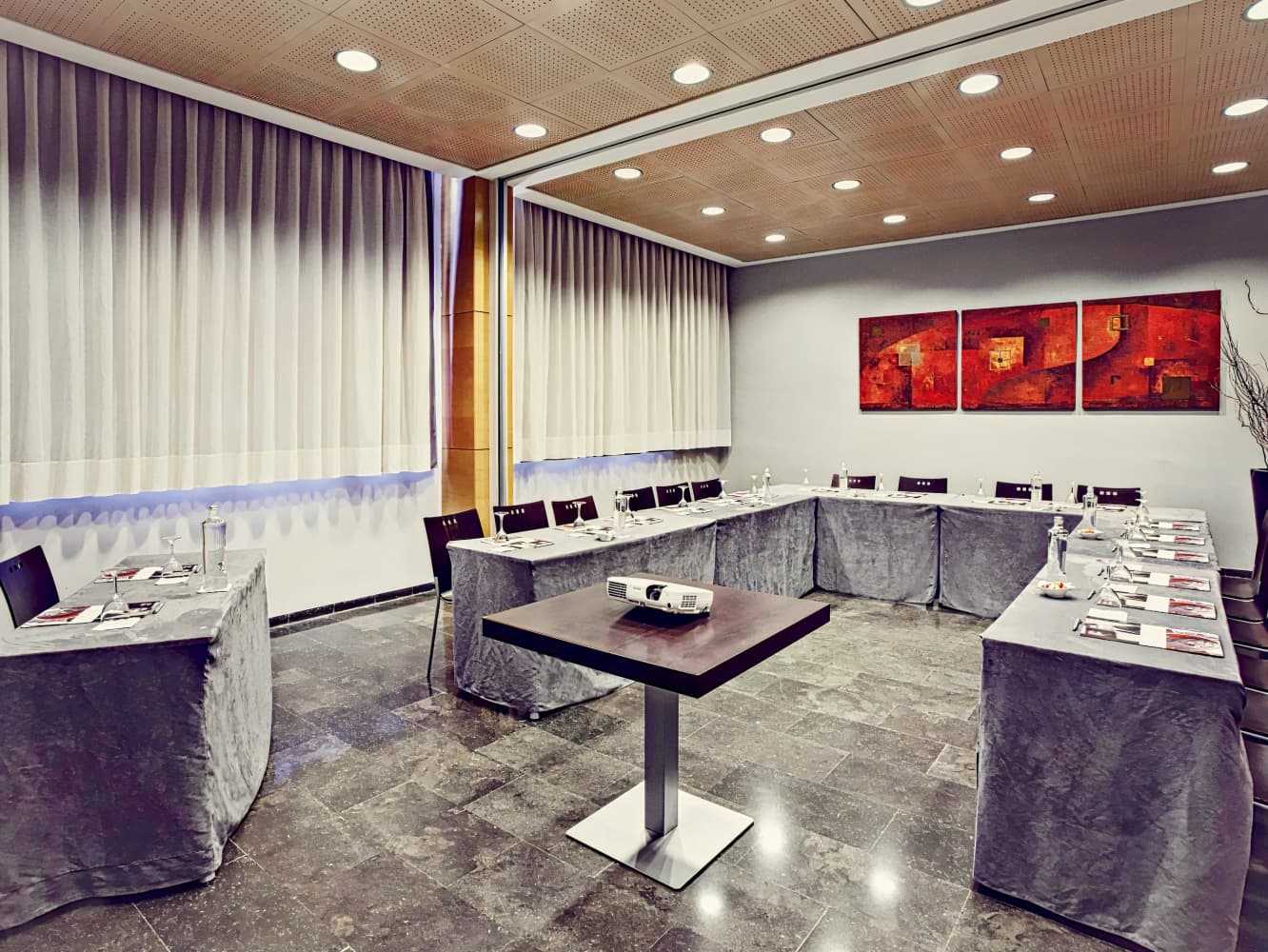 Mercure Atenea Aventura