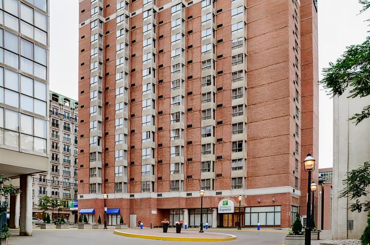 Holiday Inn Toronto Express Downtown