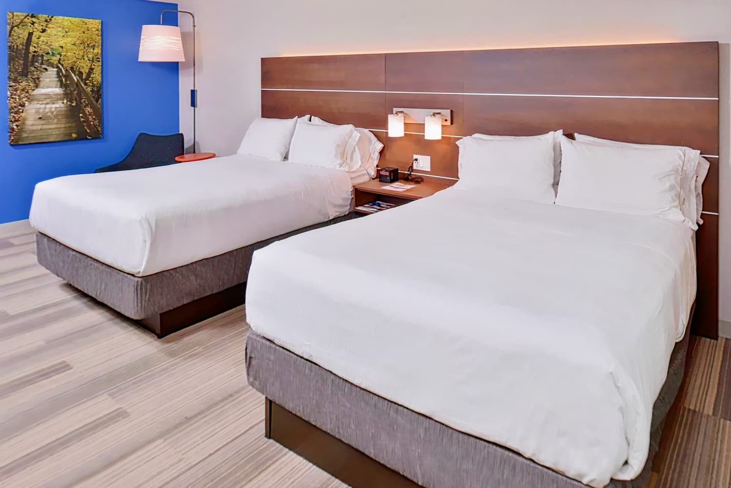 Holiday Inn Express Hotel and Suites Stevens Point