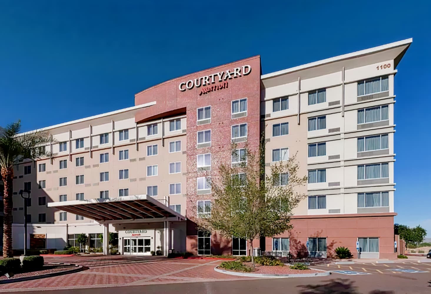 Courtyard by Marriott Phoenix/Chandler Fashion Center