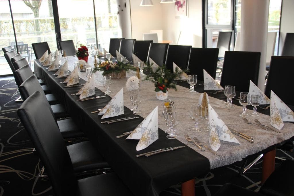 Kyriad Saint Quentin en Yvelines Montigny