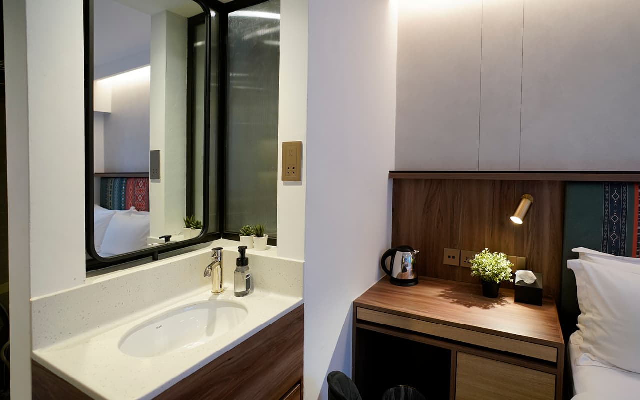 ST Signature Bugis Middle