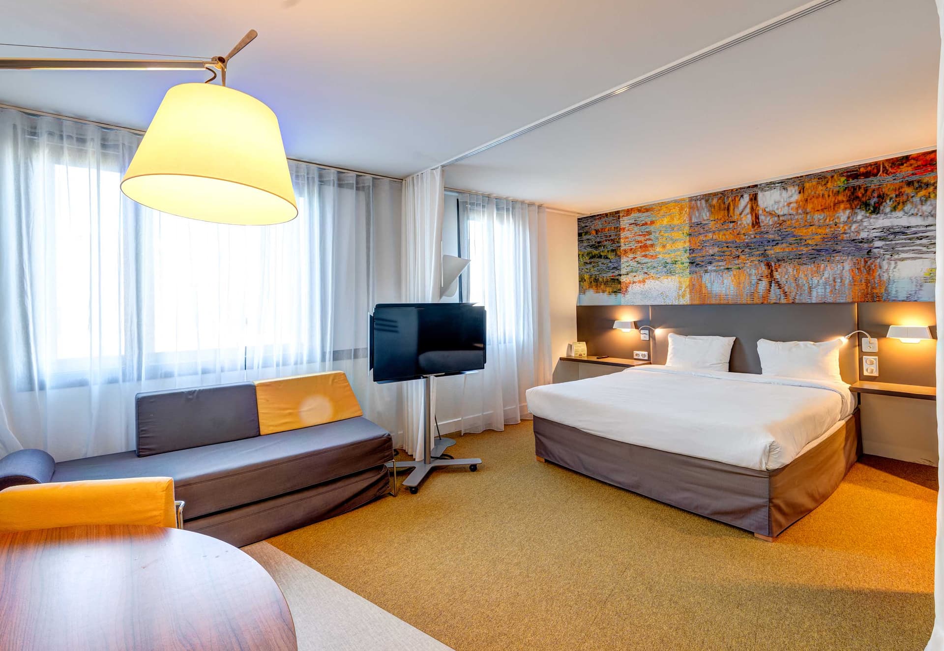 B&B HOME Rueil-Malmaison Gare