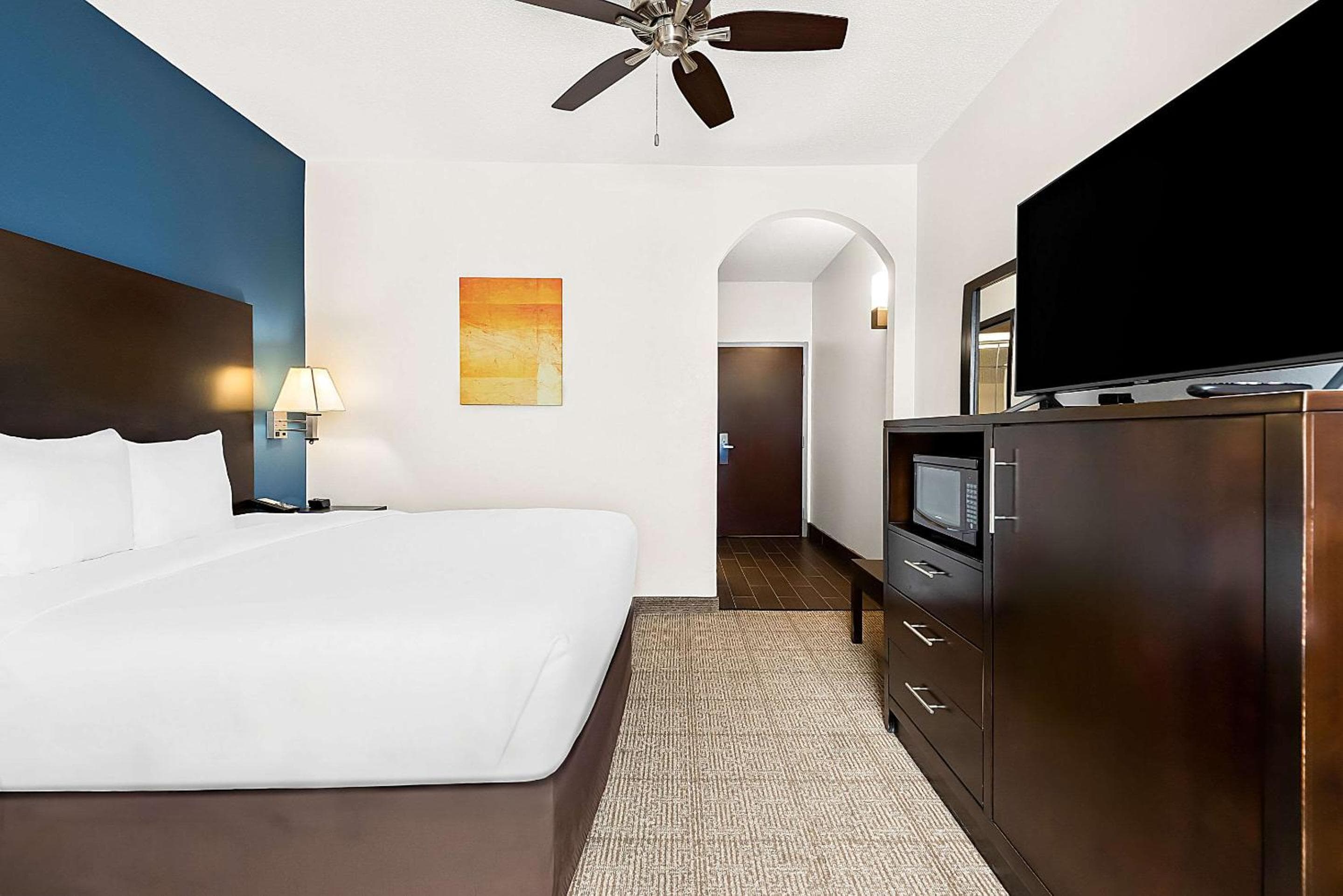 Comfort Suites New Orleans East