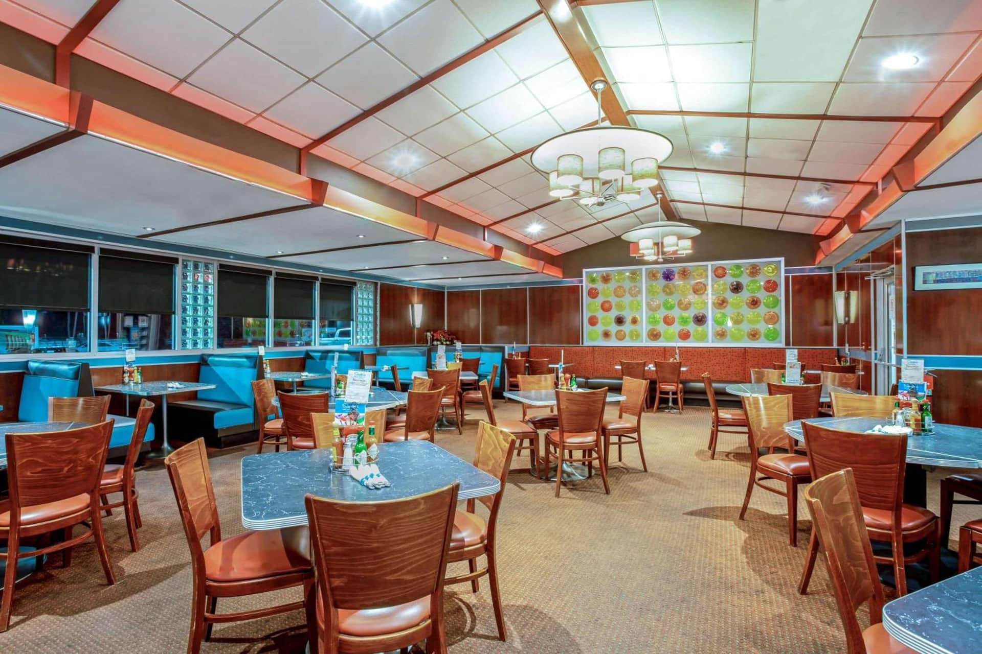 La Quinta by Wyndham Stamford / New York City