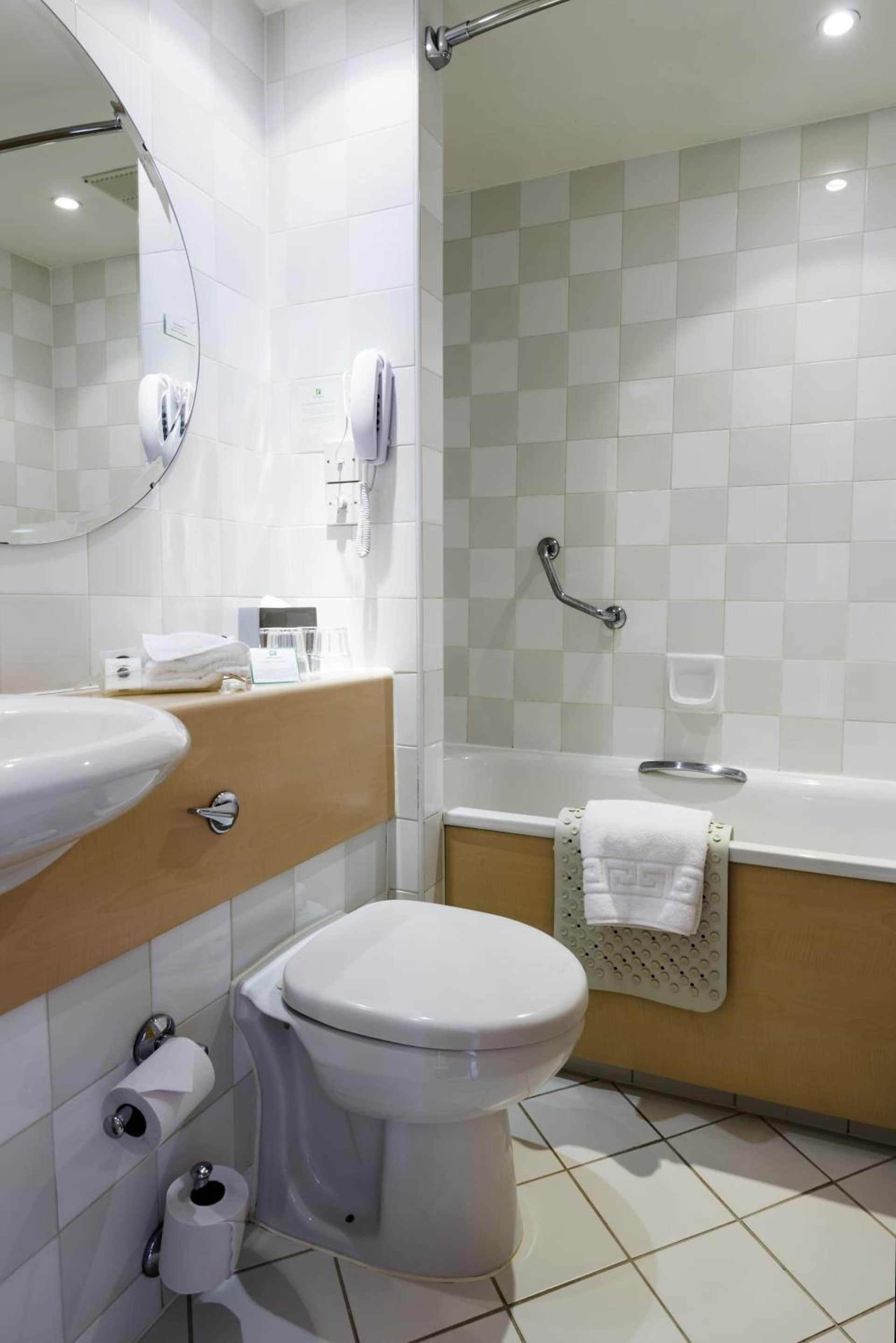 Best Western London Heathrow Ariel Hotel