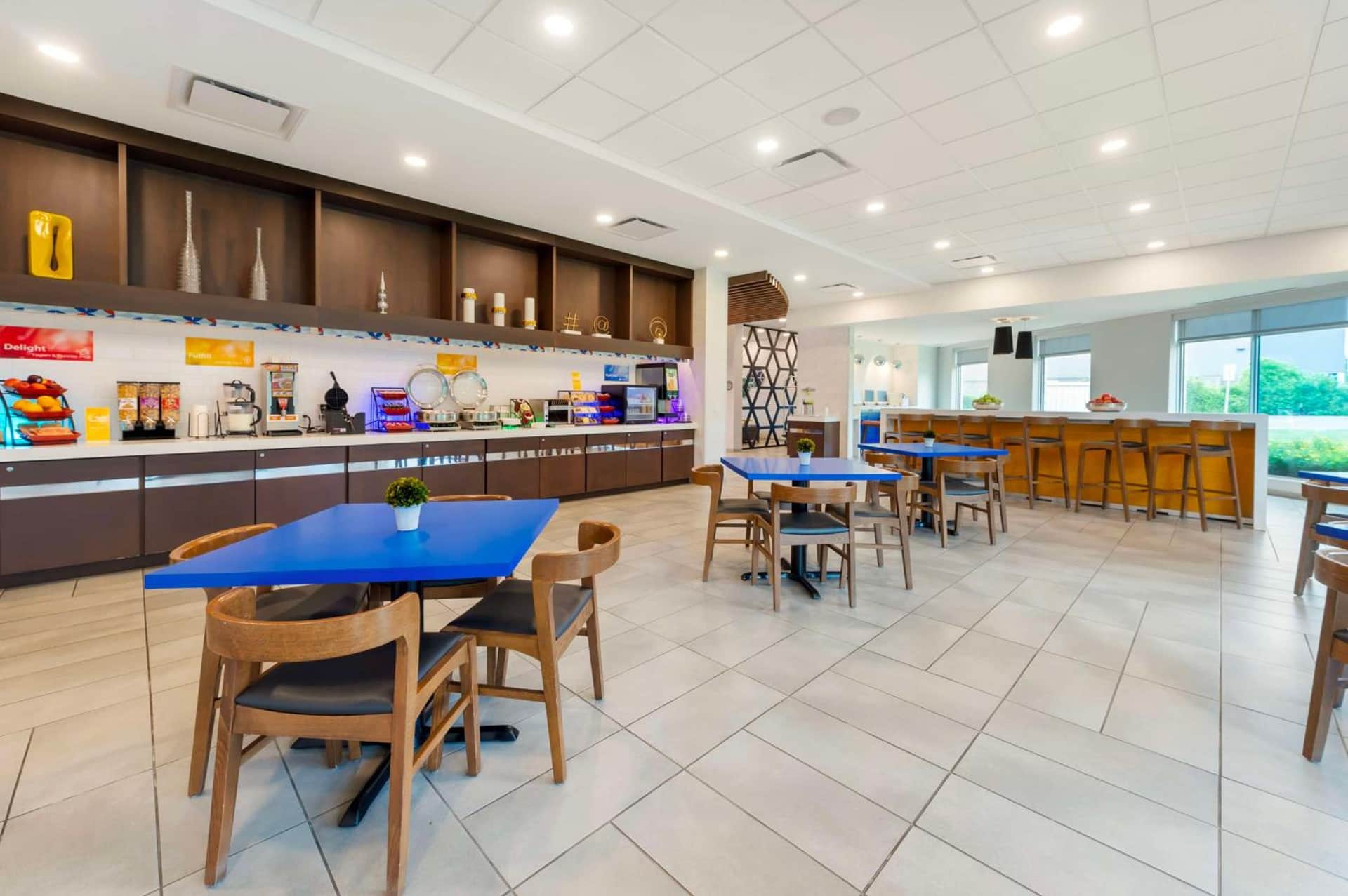 GLō Best Western Kanata Ottawa West