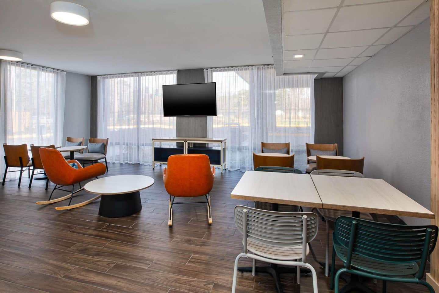 Spark by Hilton Jackson Ridgeland