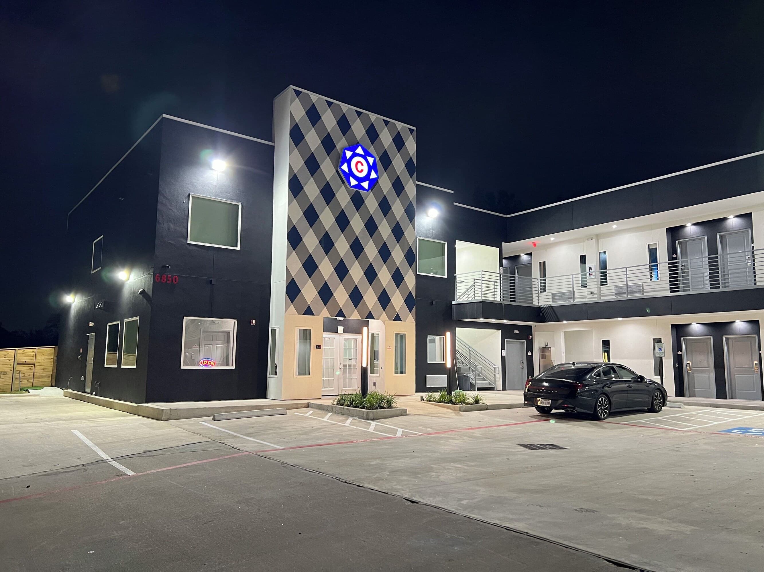 Crystal Inn - NorthWest - 290