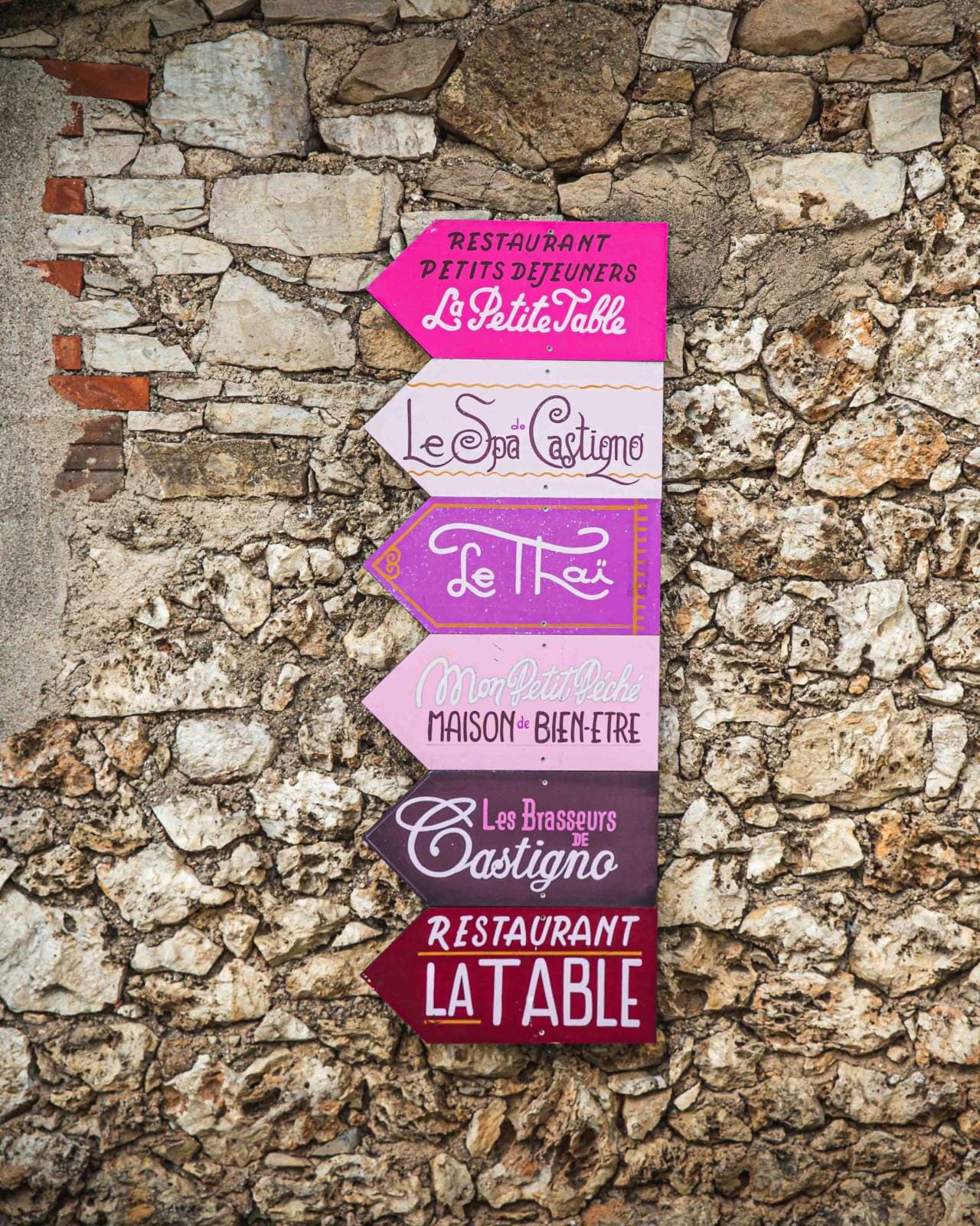 Château & Village Castigno