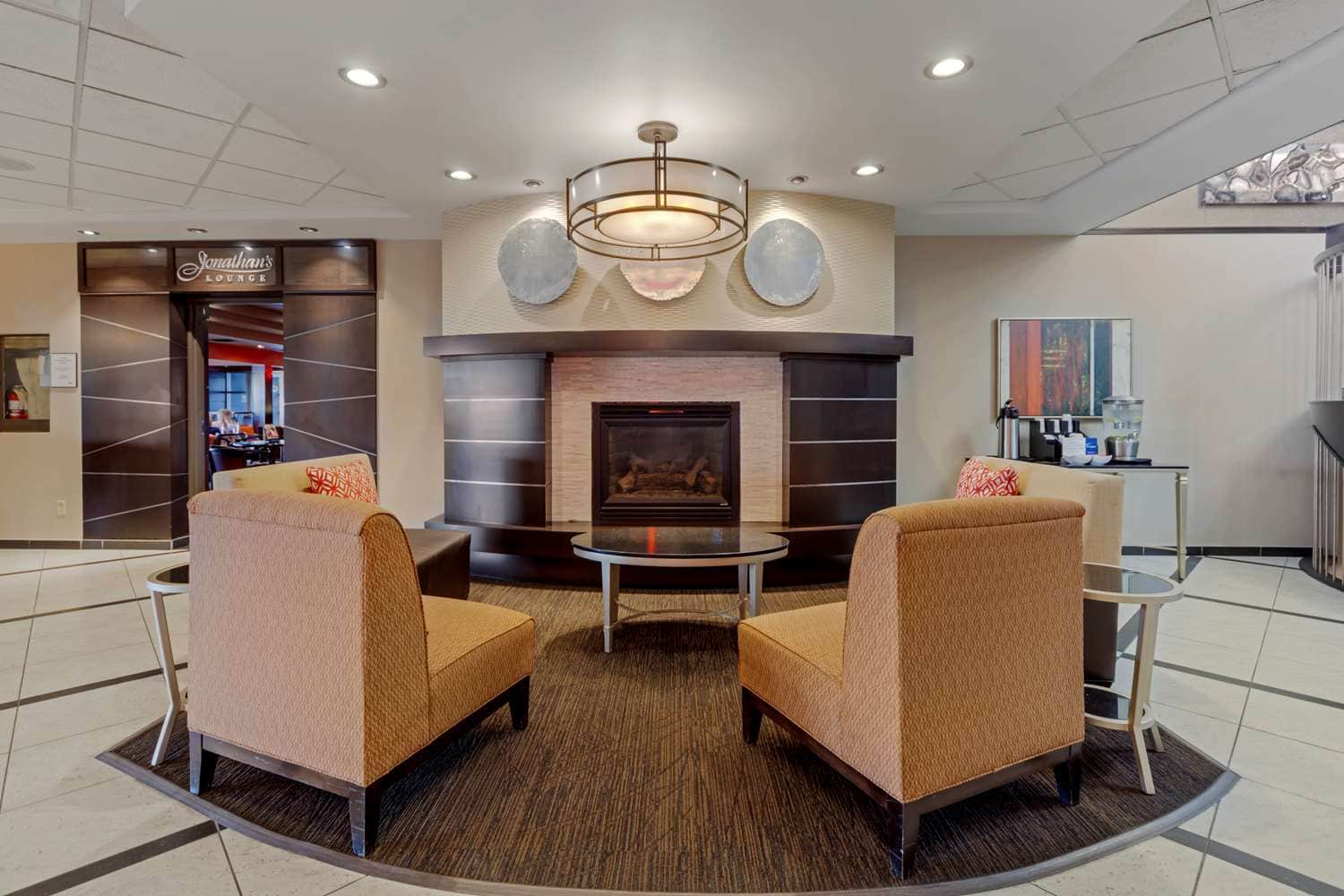 Best Western Premier Denham Inn & Suites