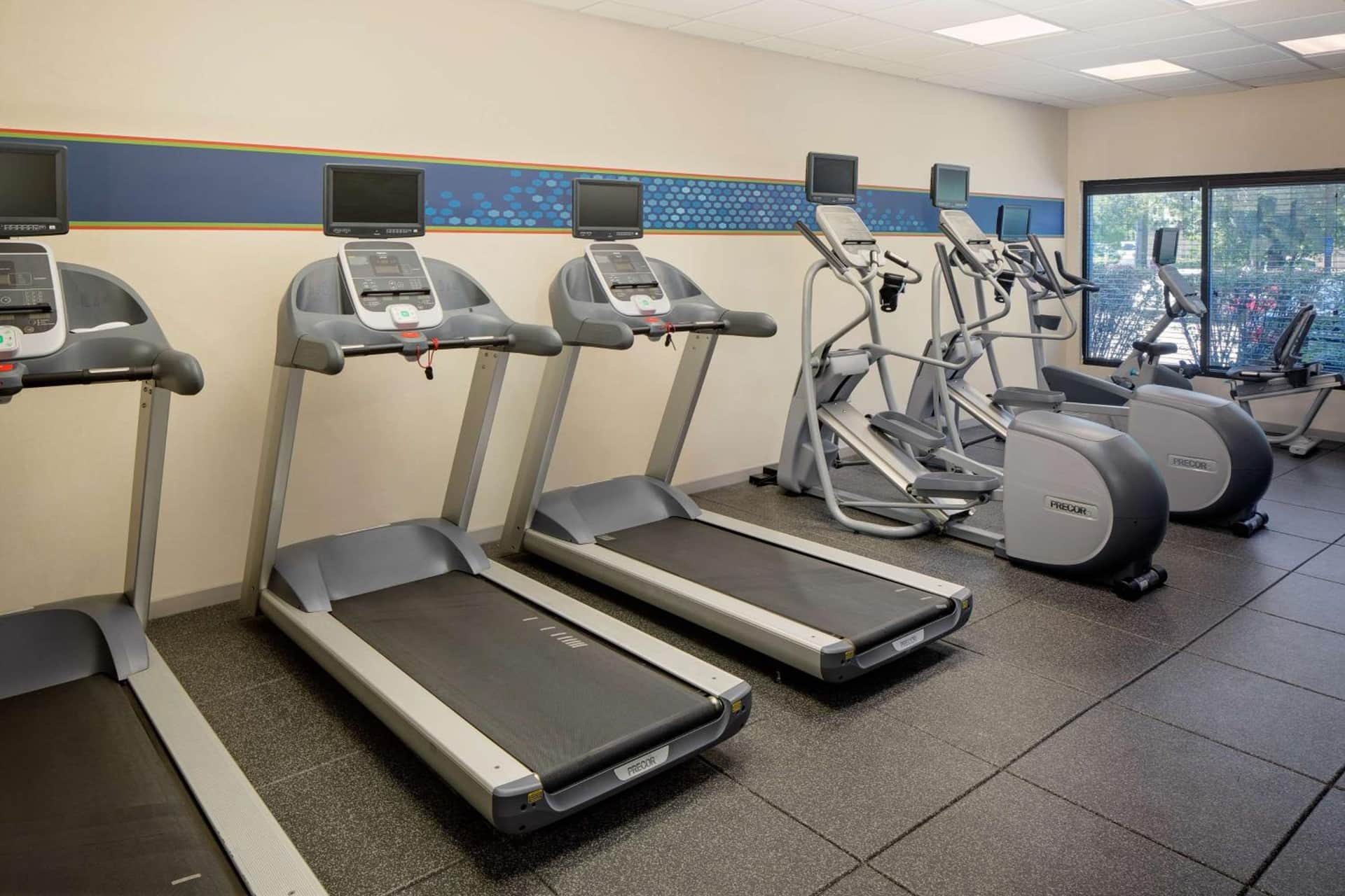 Hampton Inn & Suites Nashville-Airport