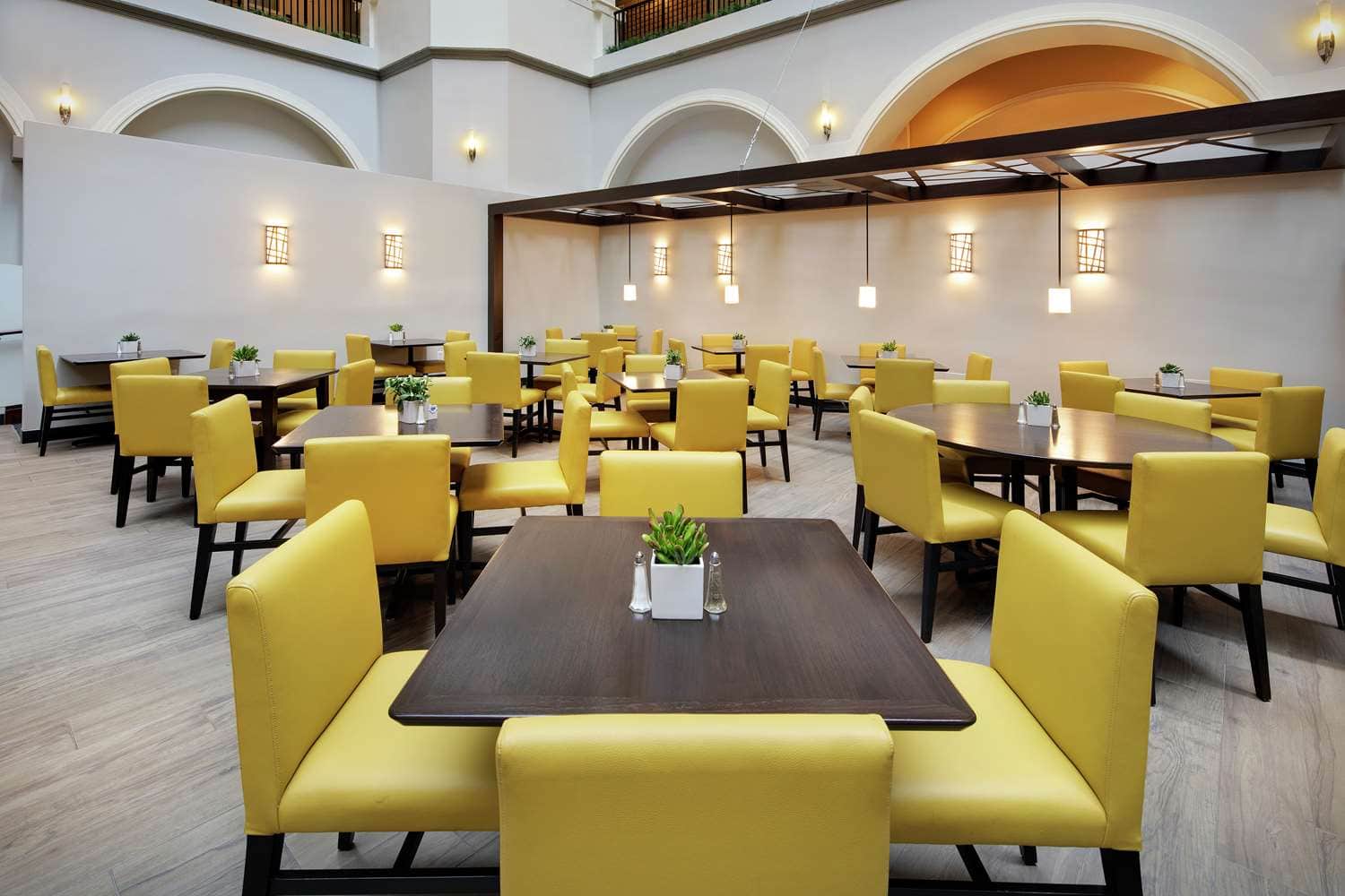 Embassy Suites Dallas - Park Central Area