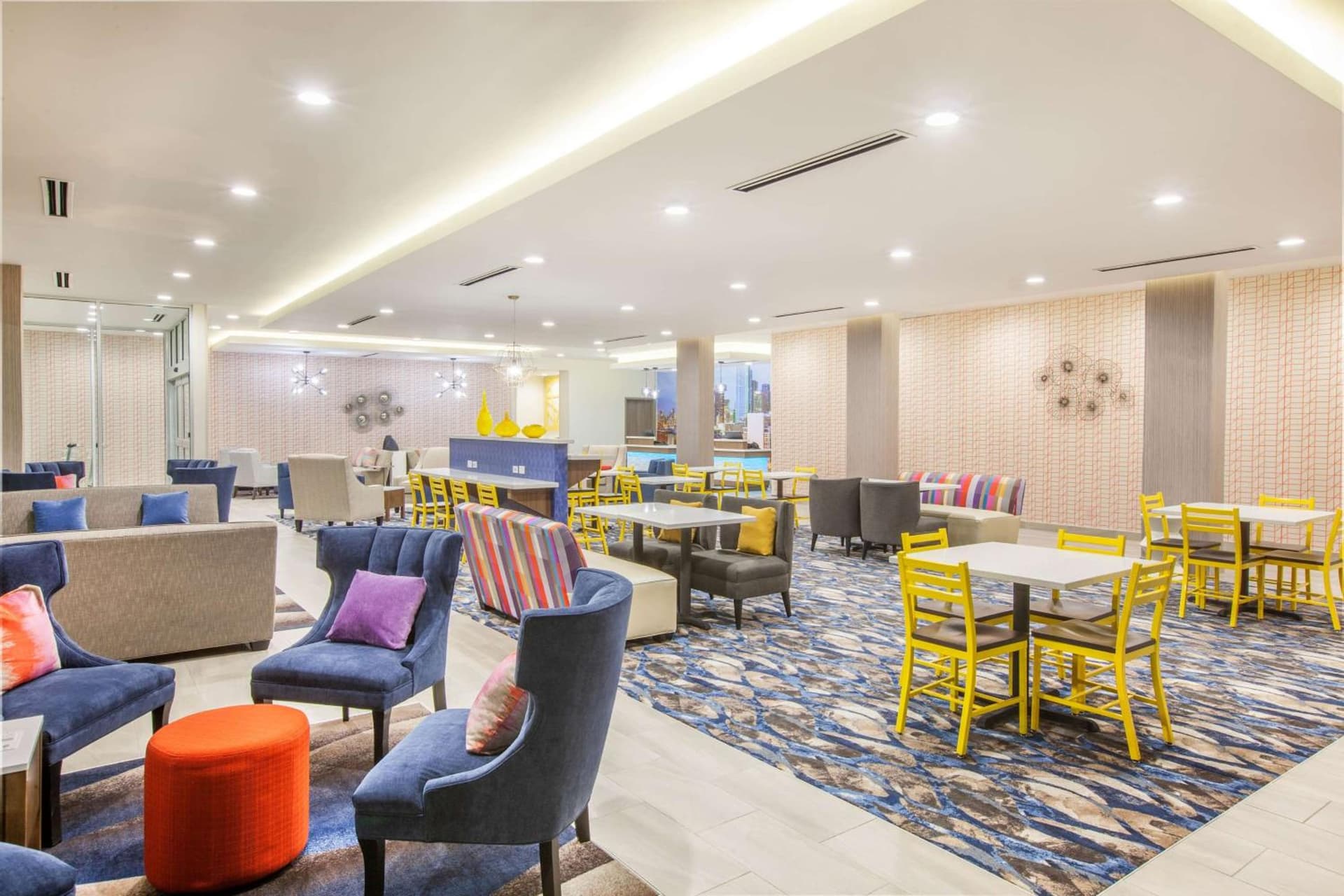 La Quinta Inn & Suites by Wyndham Dallas Duncanville