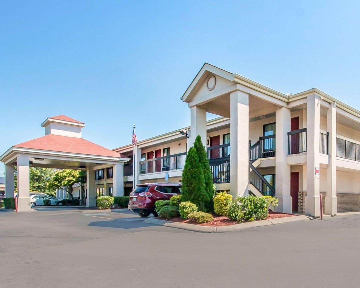Econo Lodge Inn & Suites Murfreesboro Shopping District