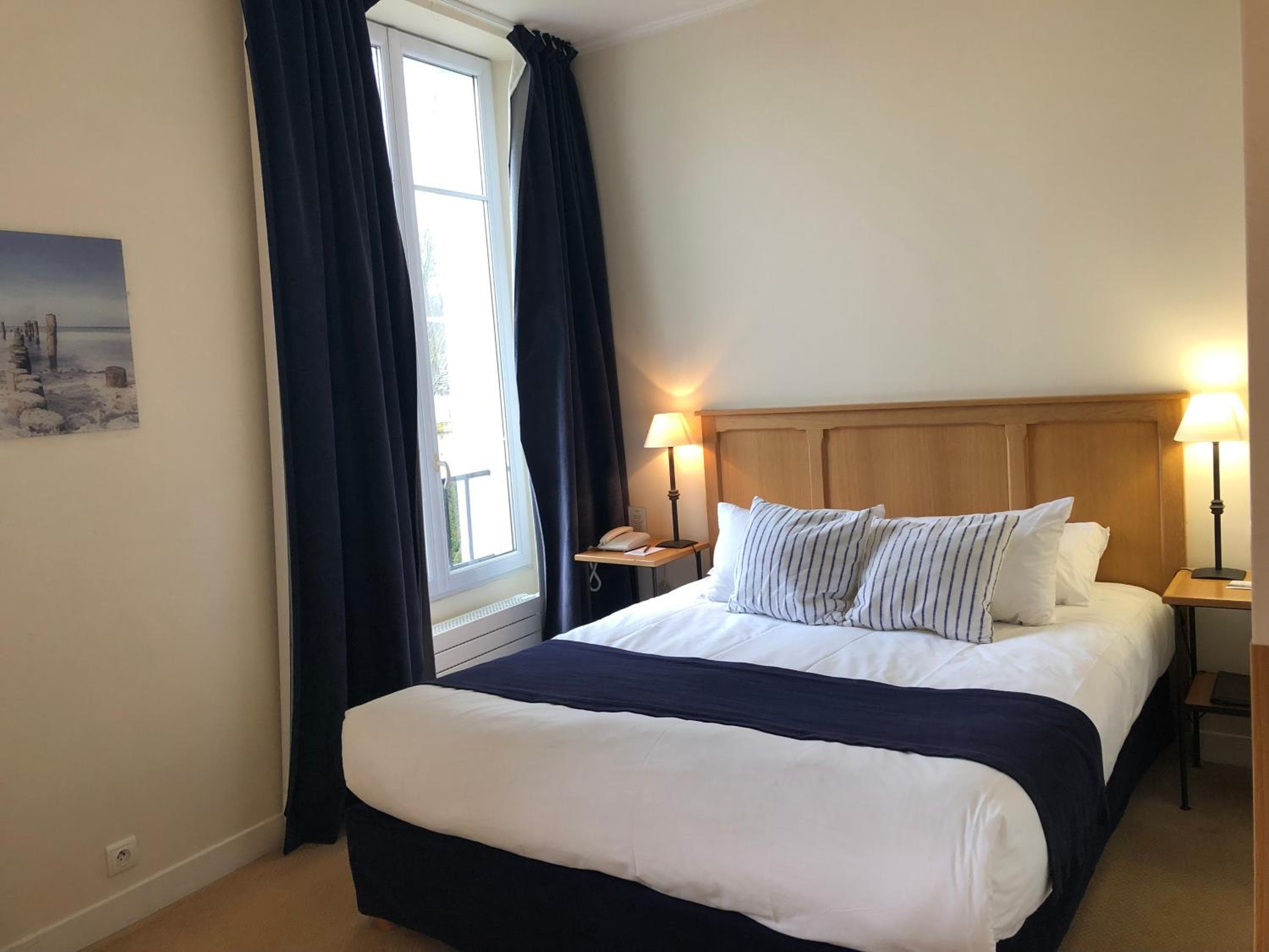 Hotel Saint Laurent, The Originals Relais