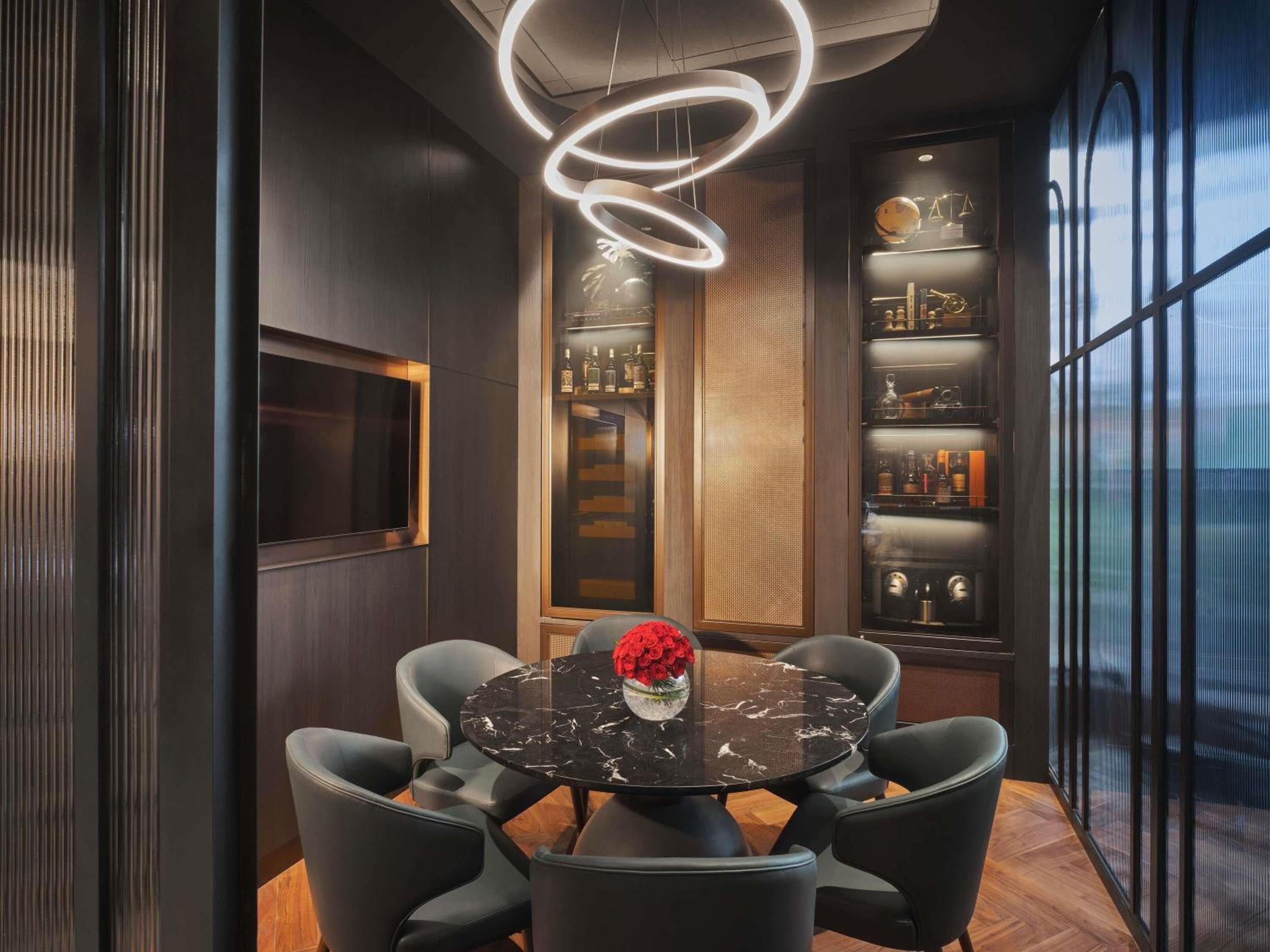 Pullman Singapore Hill Street