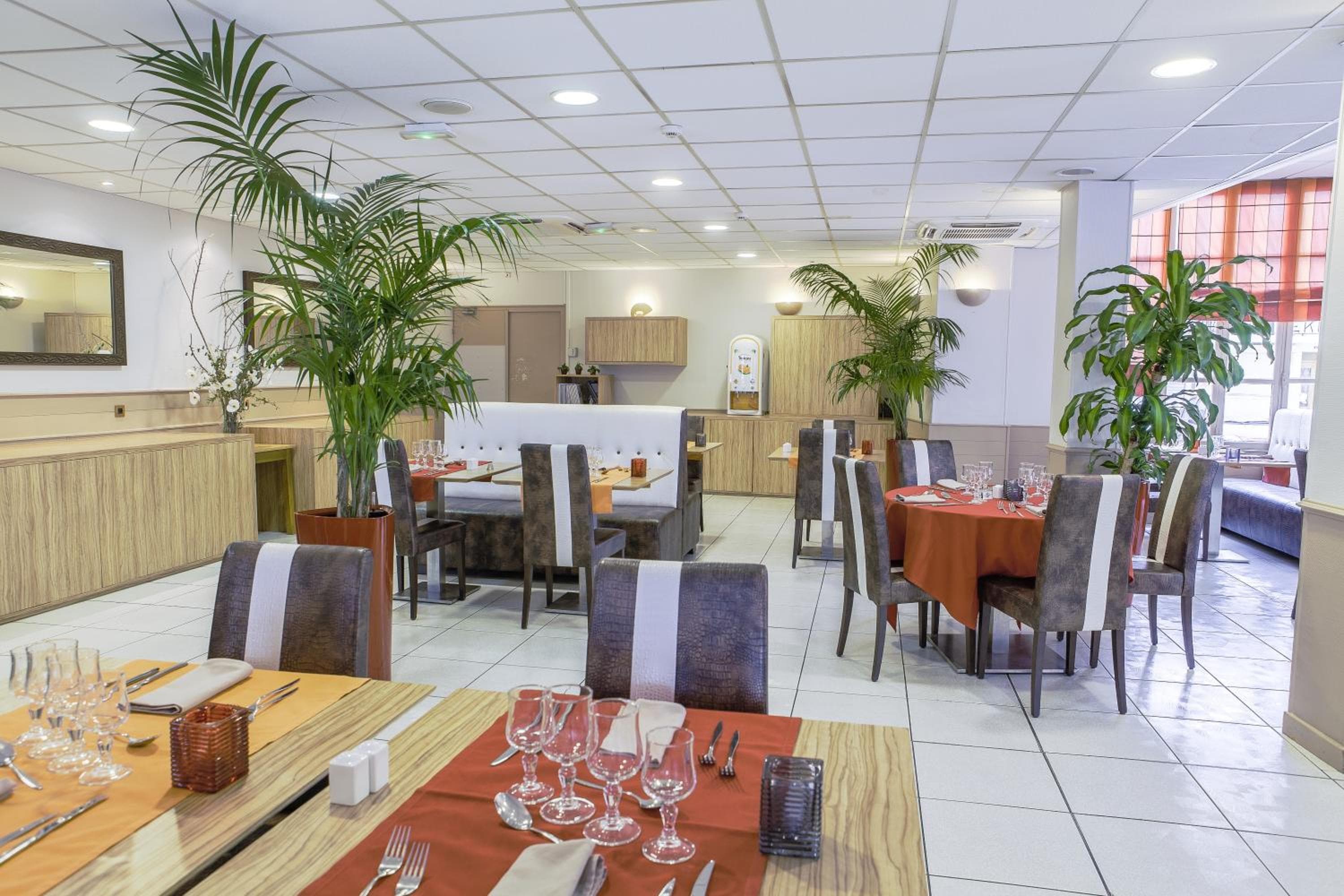 Kyriad Orange Centre Ville