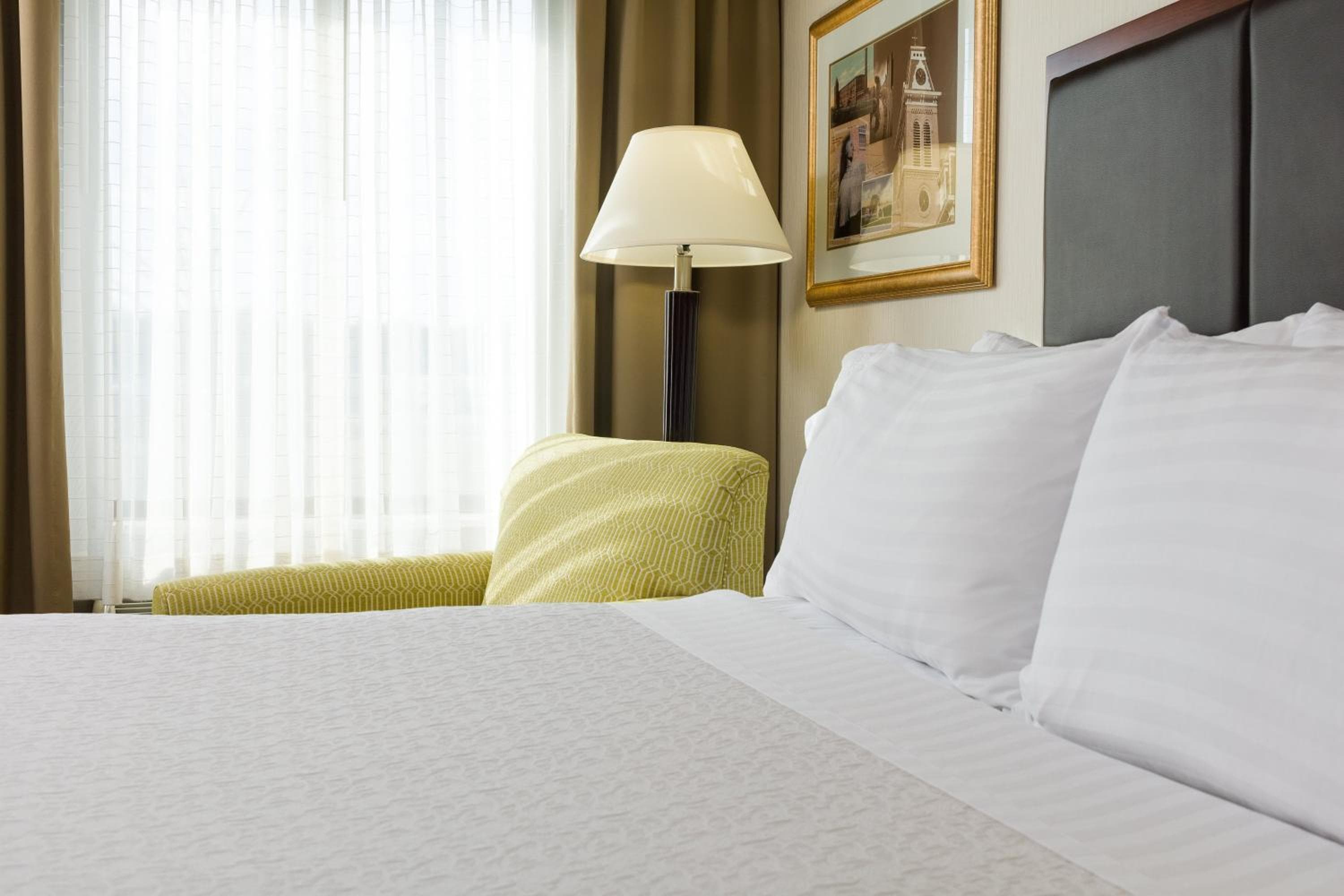 Holiday Inn Manchester Airport by IHG