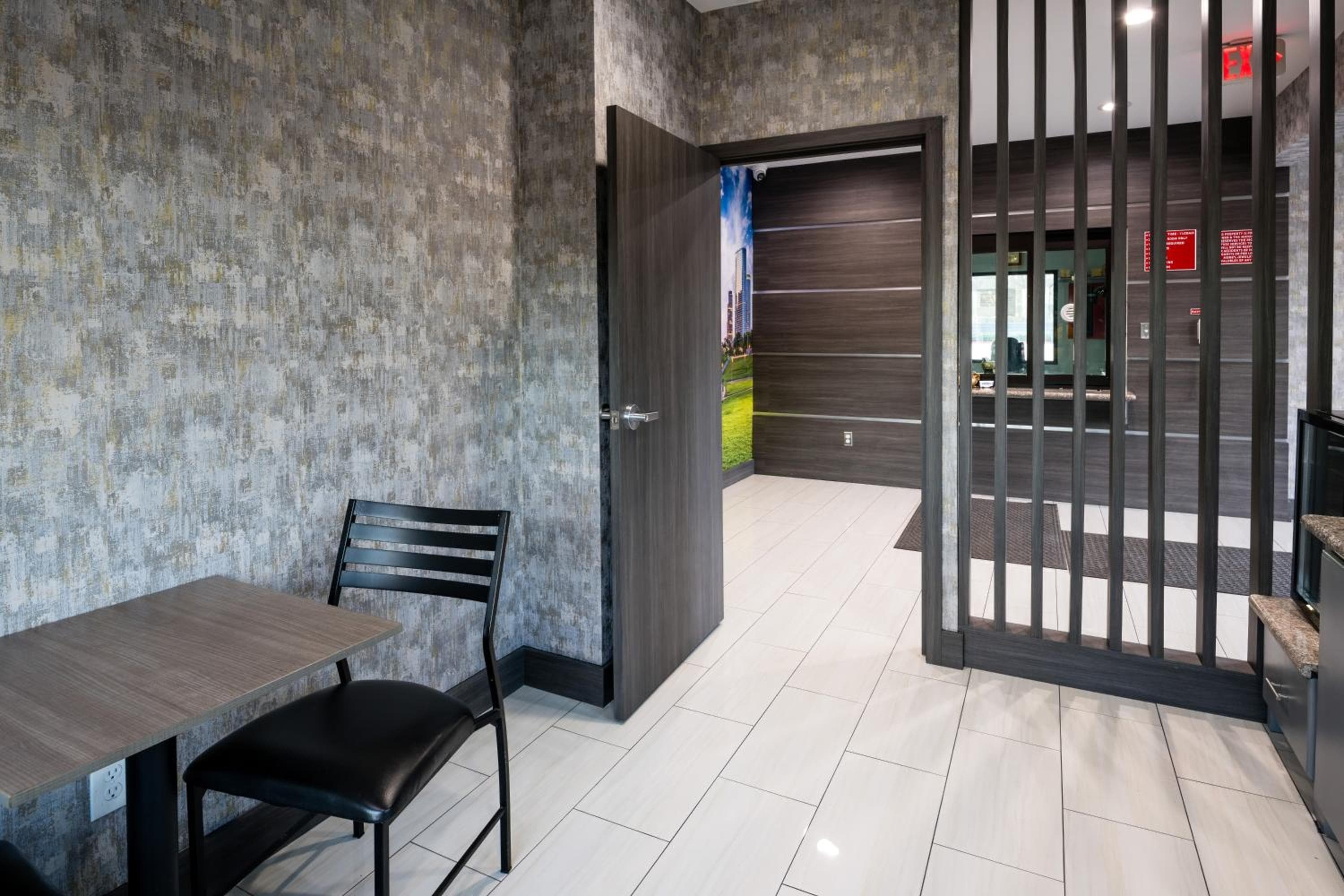 Moonlight Suites - Houston/George Bush Int'l Airport