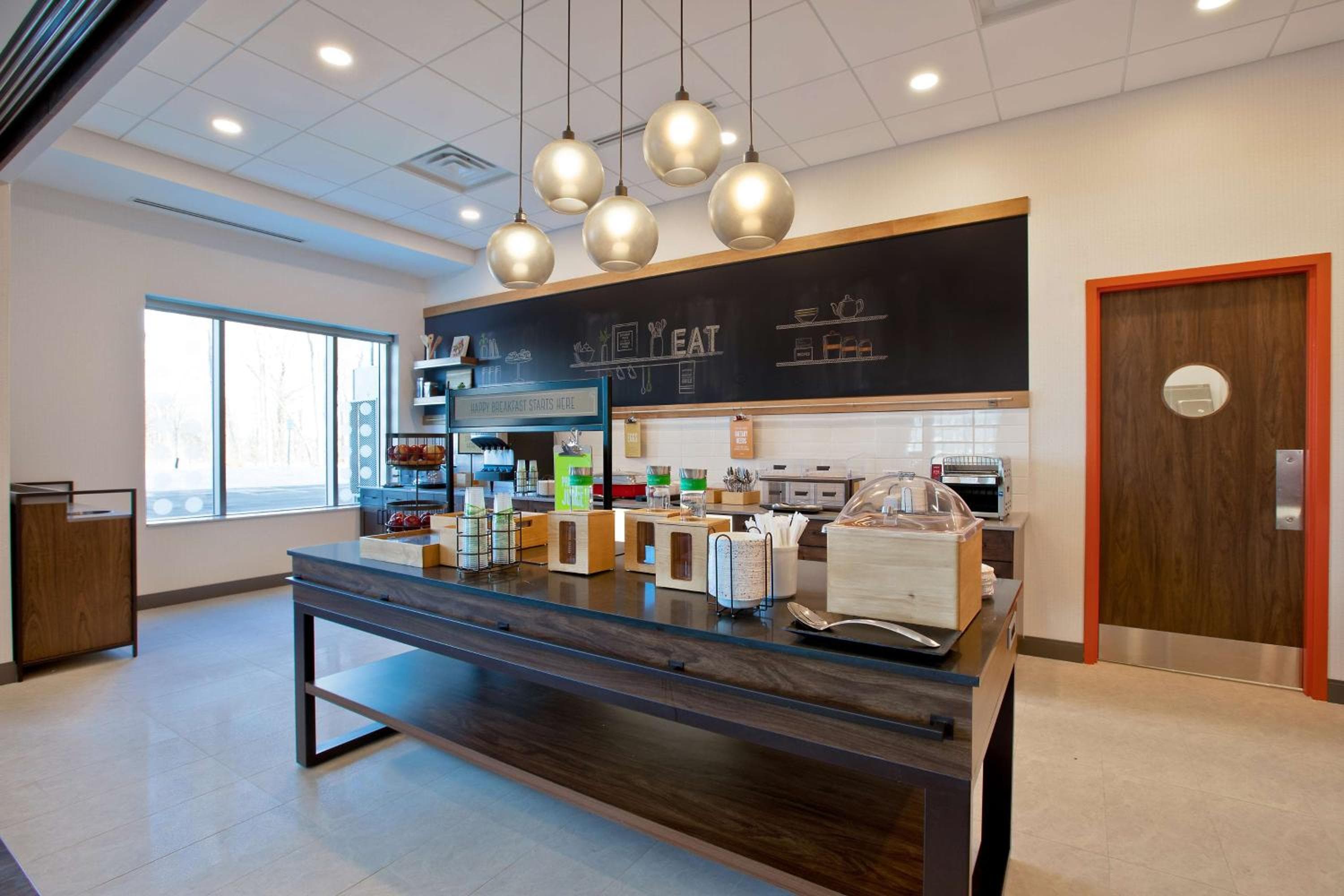 Hampton Inn & Suites Ottawa West