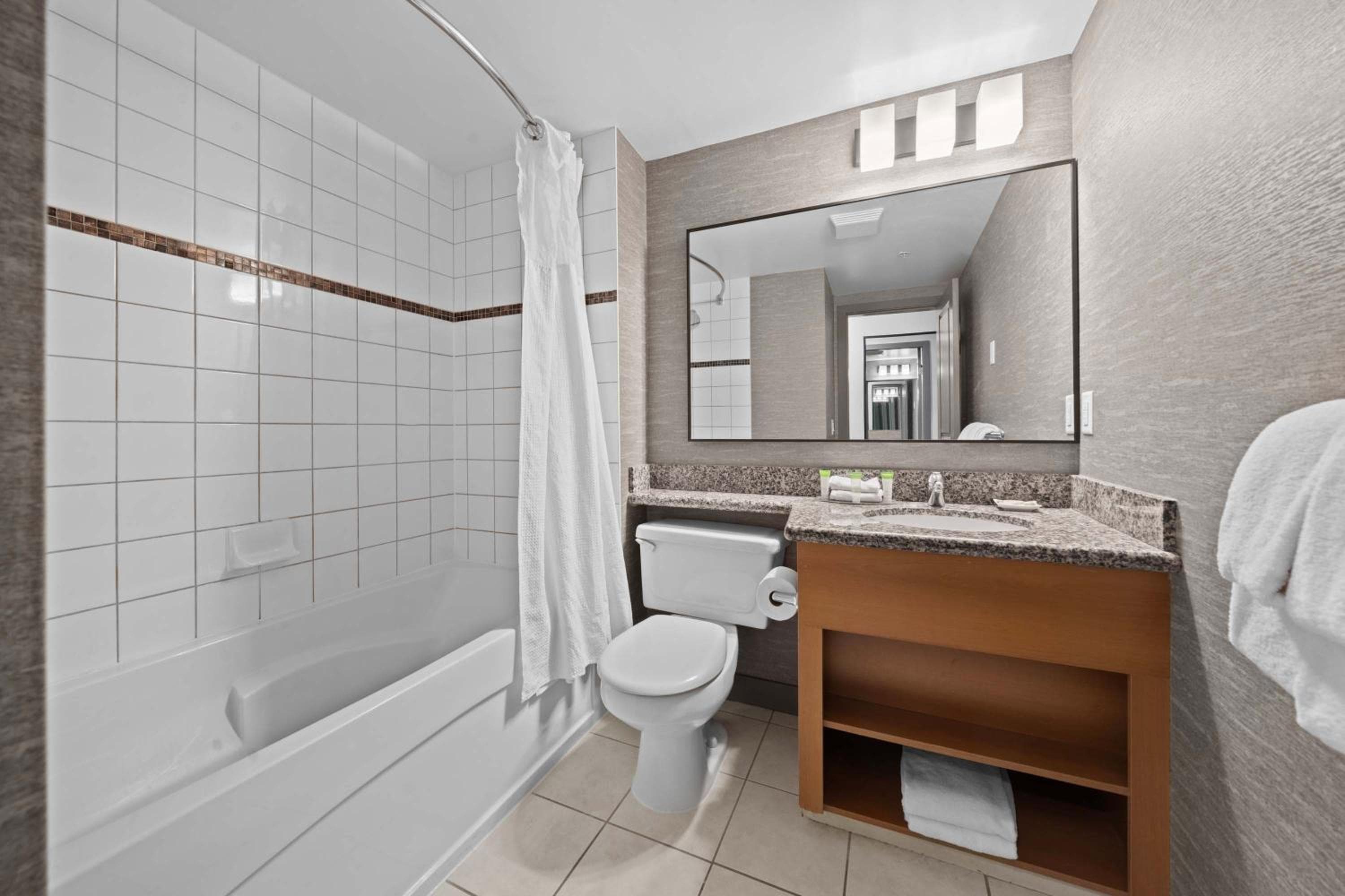 Sandman Hotel Calgary Airport