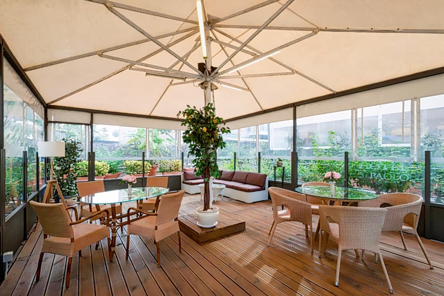 Hotel San Paolo (Napoli)