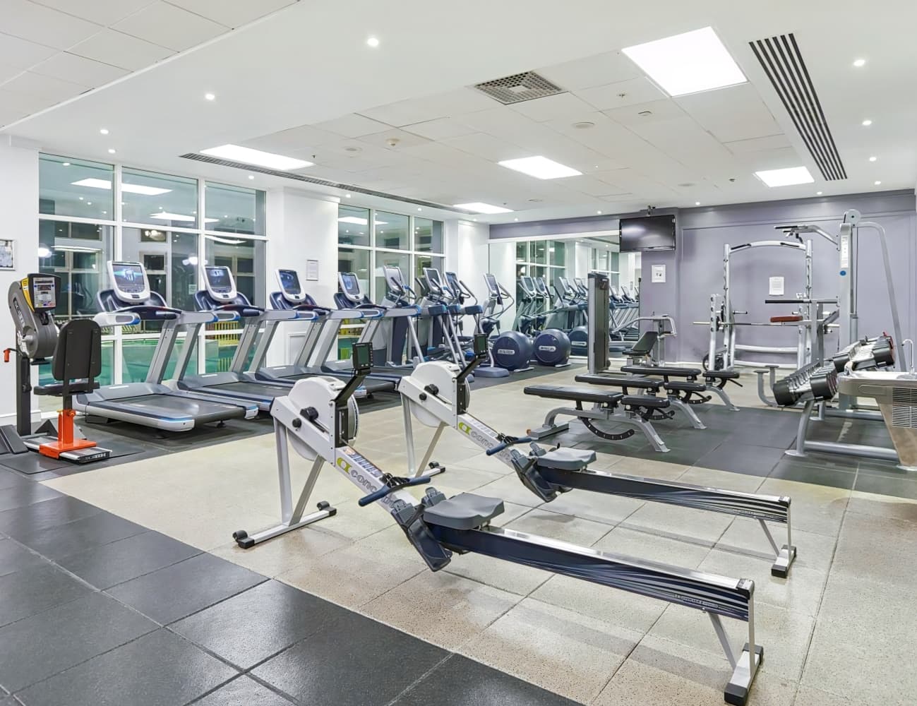 DoubleTree by Hilton Dartford Bridge